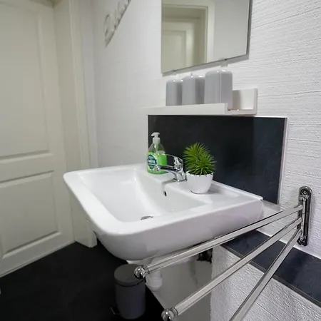 Kiroom Willsbach Apartment